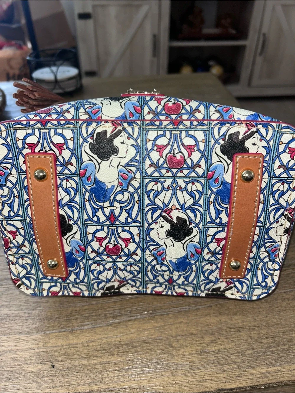 Dooney & Bourke Blue Disney Snow White Printed Canvas Crossbody EUC - Picture 2 of 5
